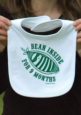 A29 : Bib : Bean Inside