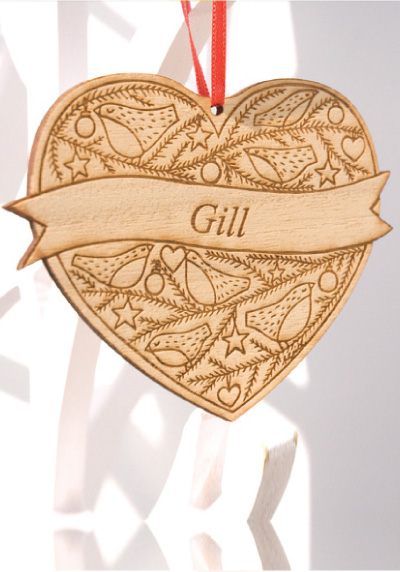 XP35 : Personalised Robin Tree Heart