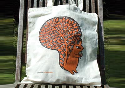 T5 : Red Squirrel Tote